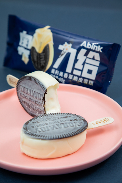 Abink Gelivable Crispy Biscuit Vanilla Ice Cream Rich Vanilla Flavor with Crispy Biscuit Crunch Frozen Treat Ready to Eat